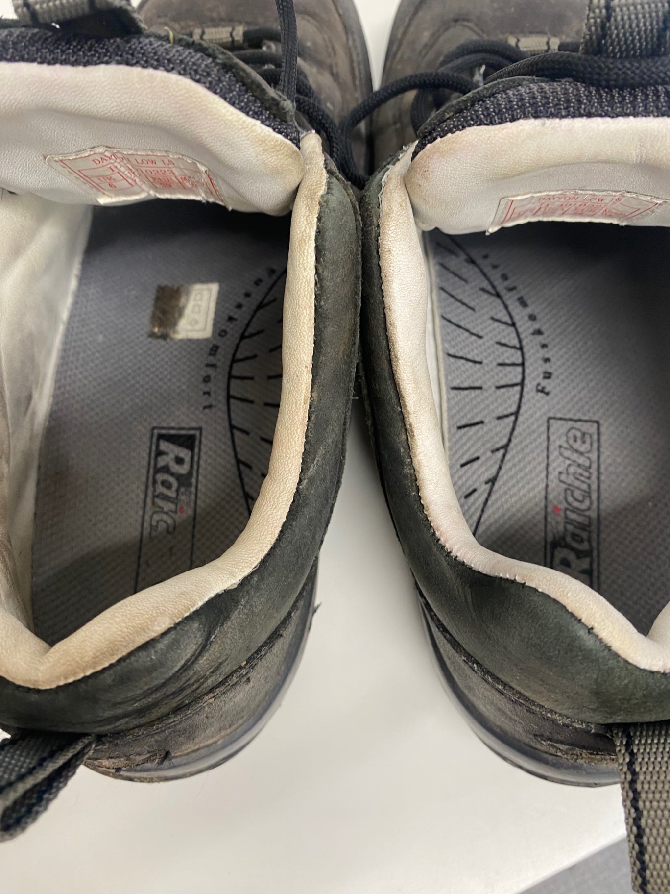 Fabulous Raichle Walking boots UK6 Black