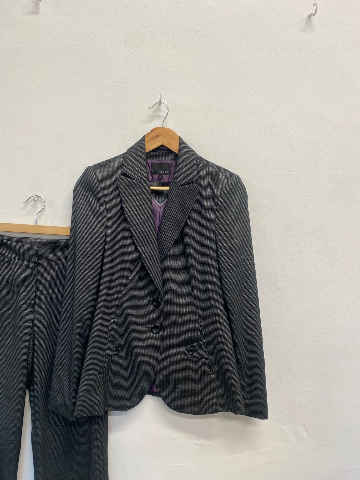 Fabulous Next Suit UK 10 long Grey spotted pattern formal MK482 