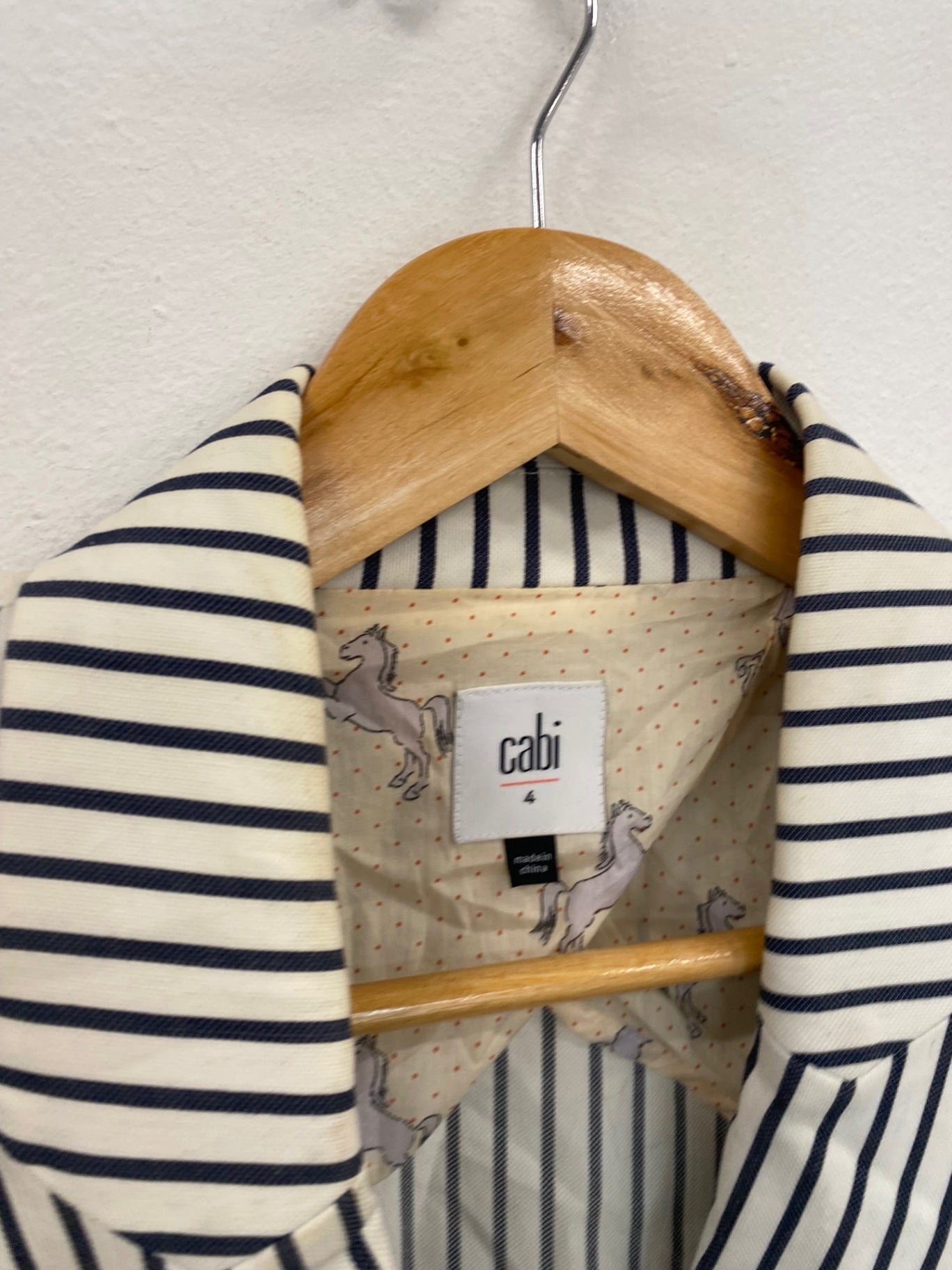 Fabulous Cabi flared sleeve pinstripe Blazer Uk8 Cream EW004