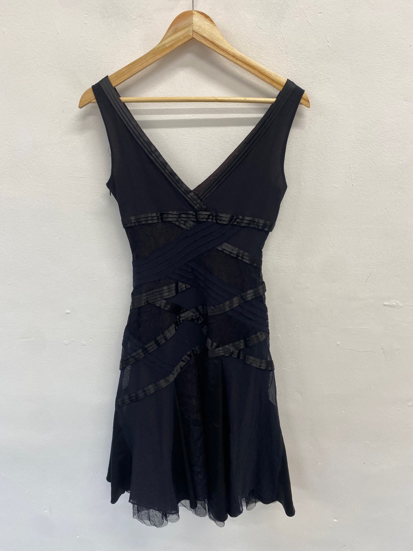 Fabulous Karen Millen Midi Dress ethereal cocktail UK 8 silk CP002