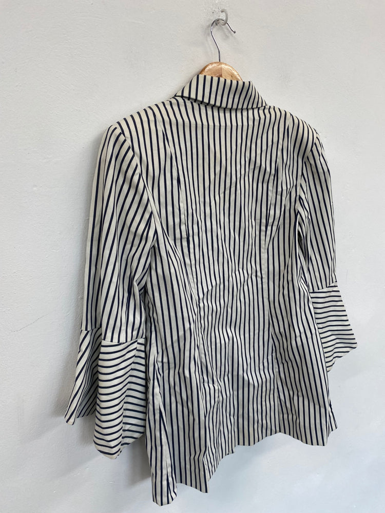 Fabulous Cabi flared sleeve pinstripe Blazer Uk8 Cream EW004