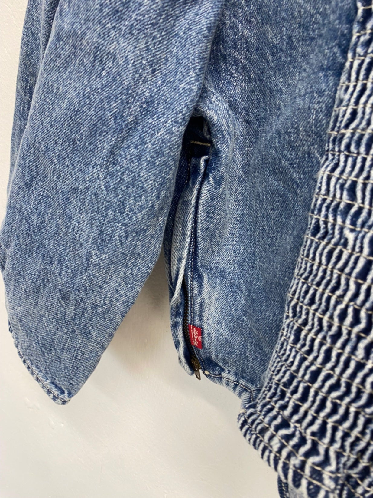 Fabulous Levi's Crop Top UK M Blue denim flare sleeve CP002