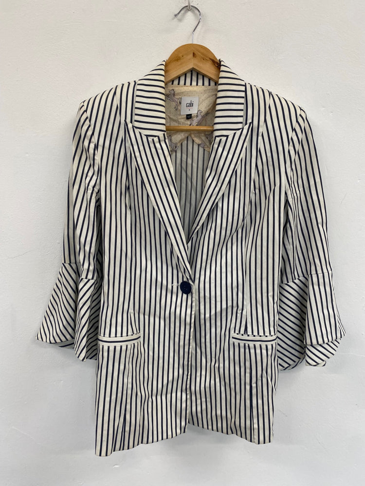 Fabulous Cabi flared sleeve pinstripe Blazer Uk8 Cream EW004