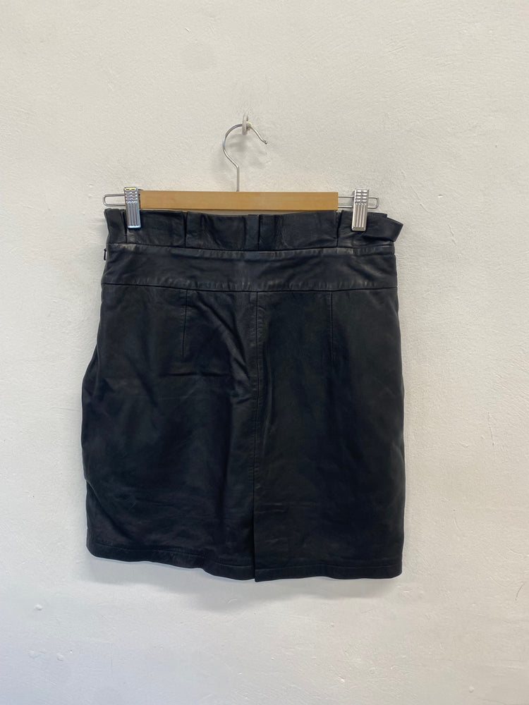 Fabulous Numph Mini Skirt UK 8 Black leather pleated top CP002