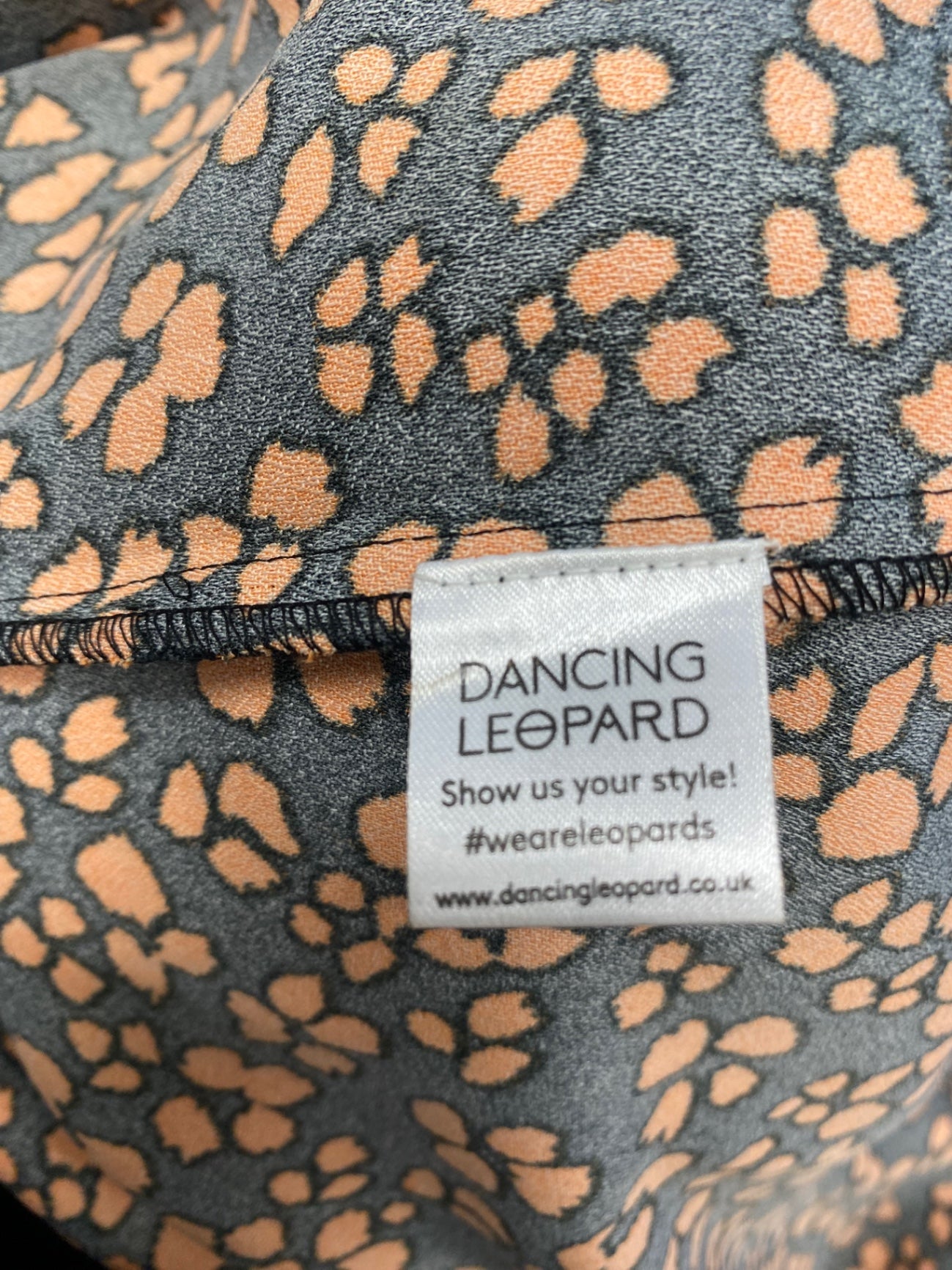 Fabulous Dancing Leopard Maxi Dress UK 10 Black orange spotted belted FH003