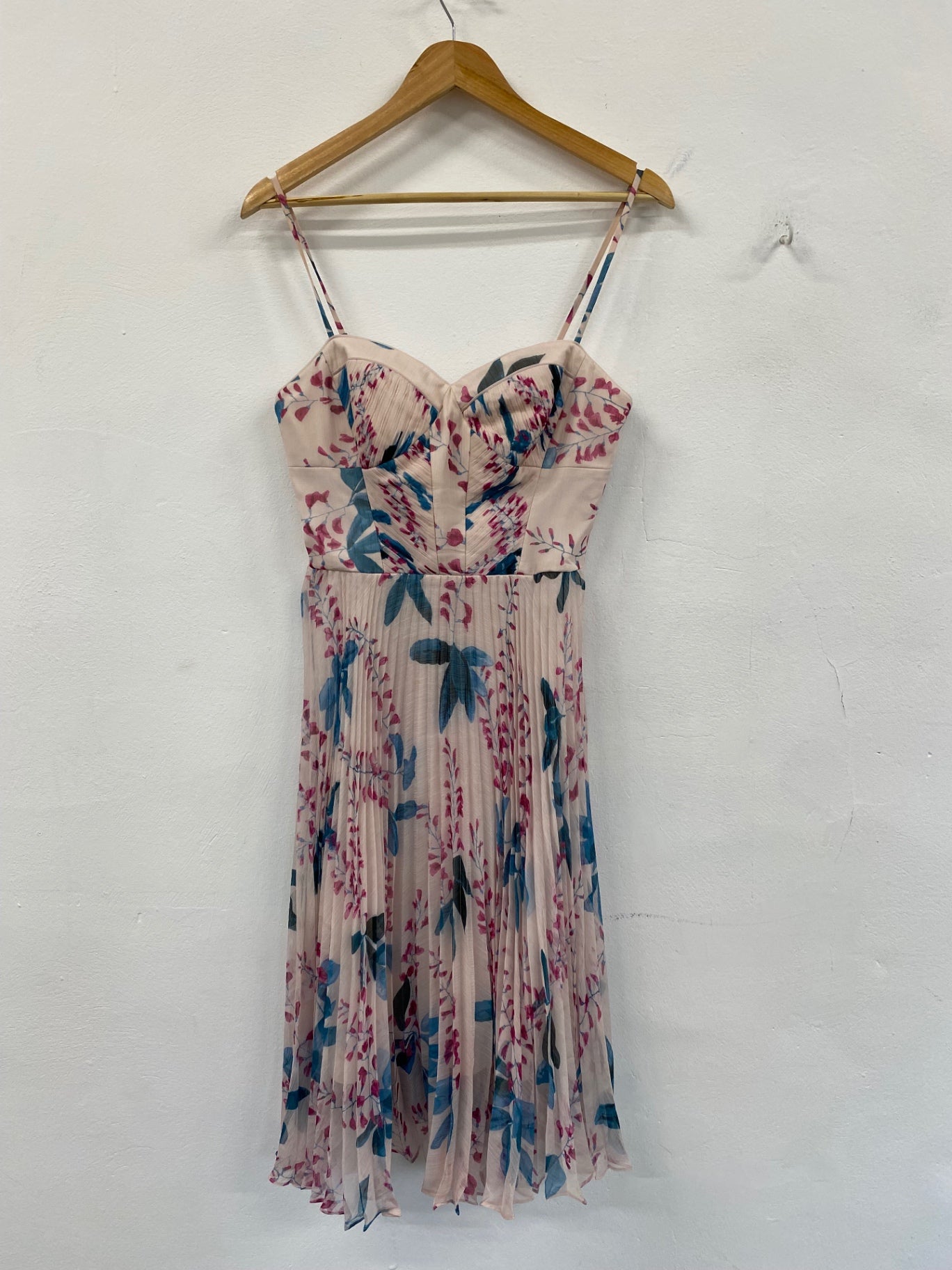 Fabulous Karen Millen Ascot Dress UK10 Blush floral occasion Event FH003