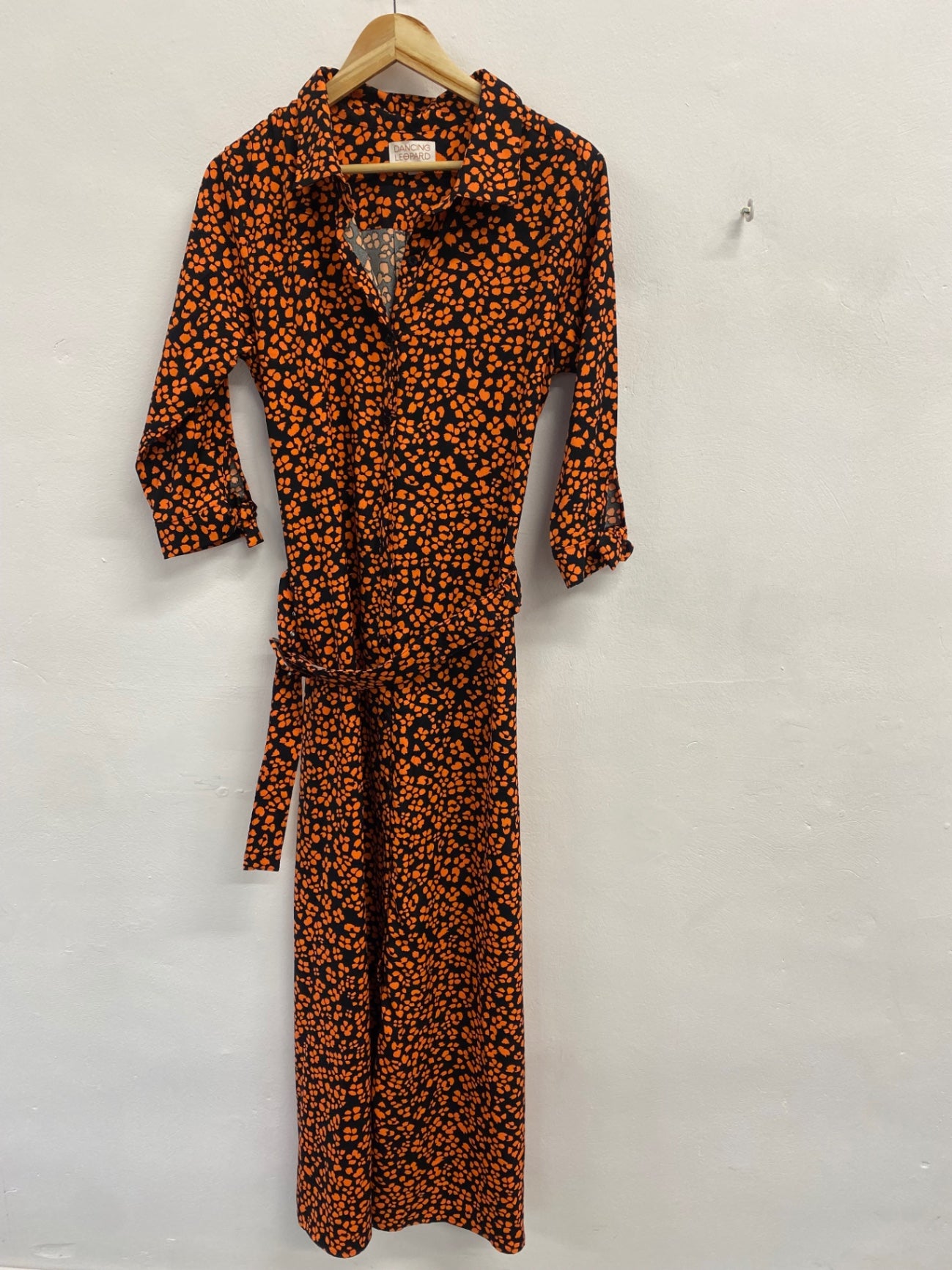 Fabulous Dancing Leopard Maxi Dress UK 10 Black orange spotted belted FH003