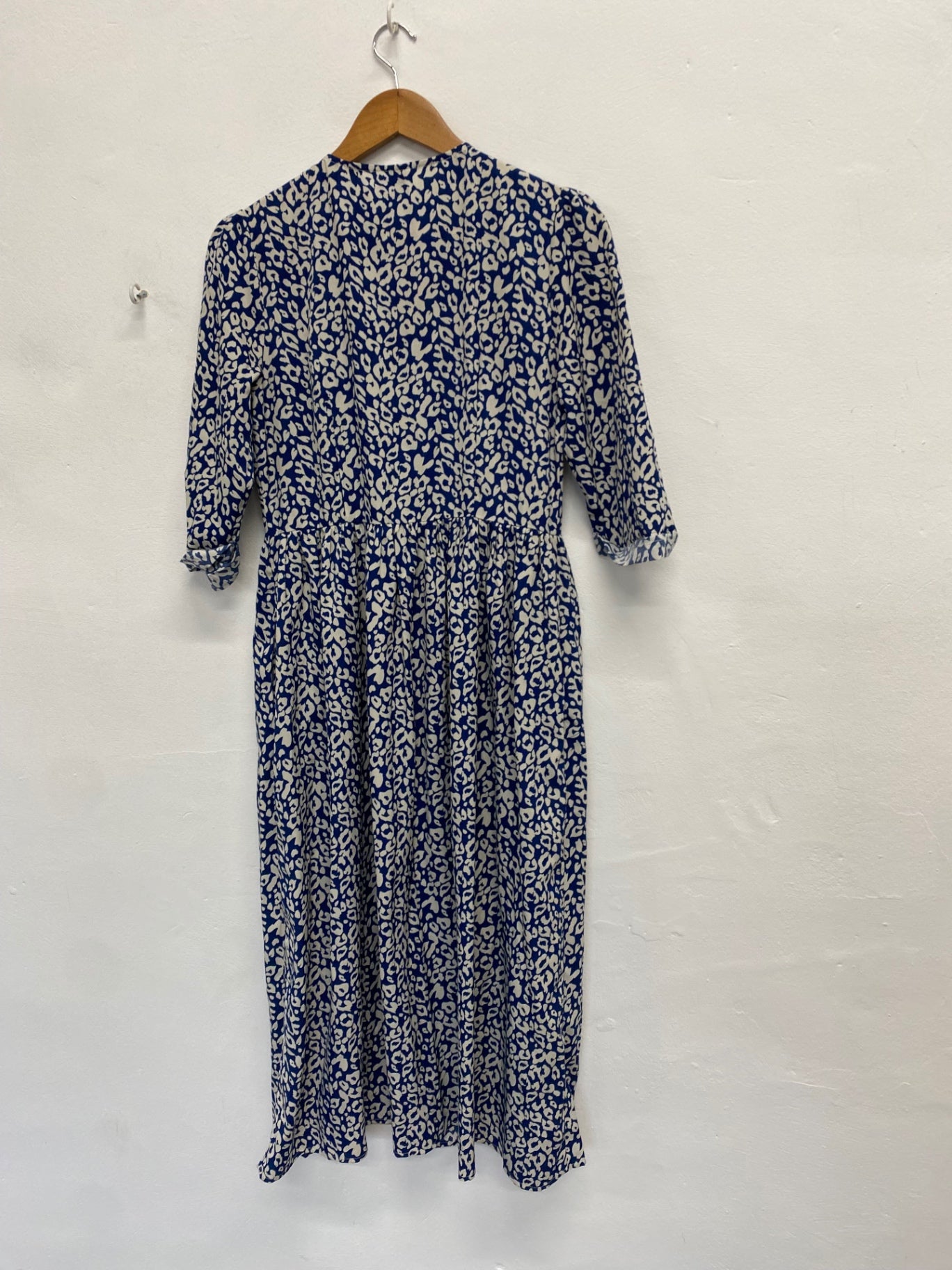 Fabulous Kemi Telford Dress UK S Blue leopard midi GM485