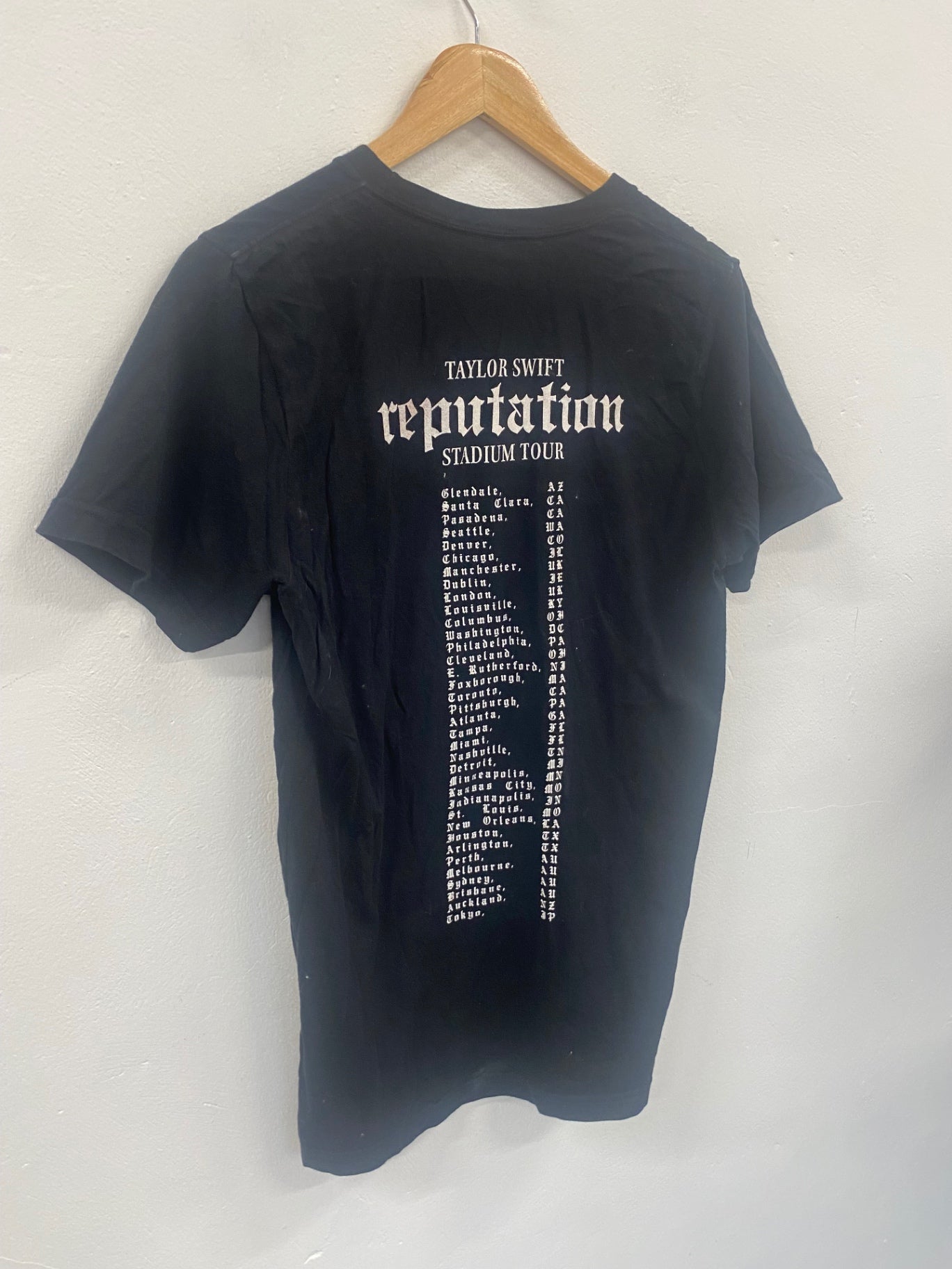 Fabulous Taylor Swift 2018 Reputation tour T-Shirt M Black GM485
