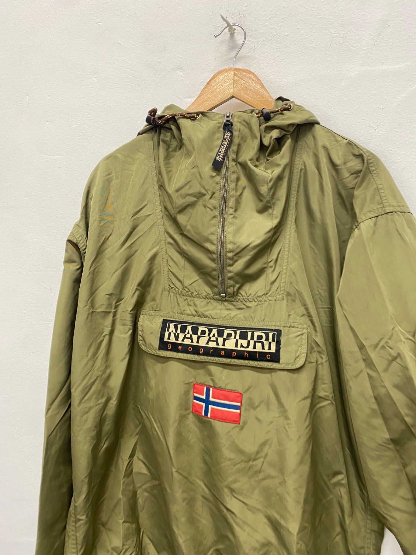 Fabulous NAPAPIJRI rainforest anorak Windbreaker UK L Khaki SW001