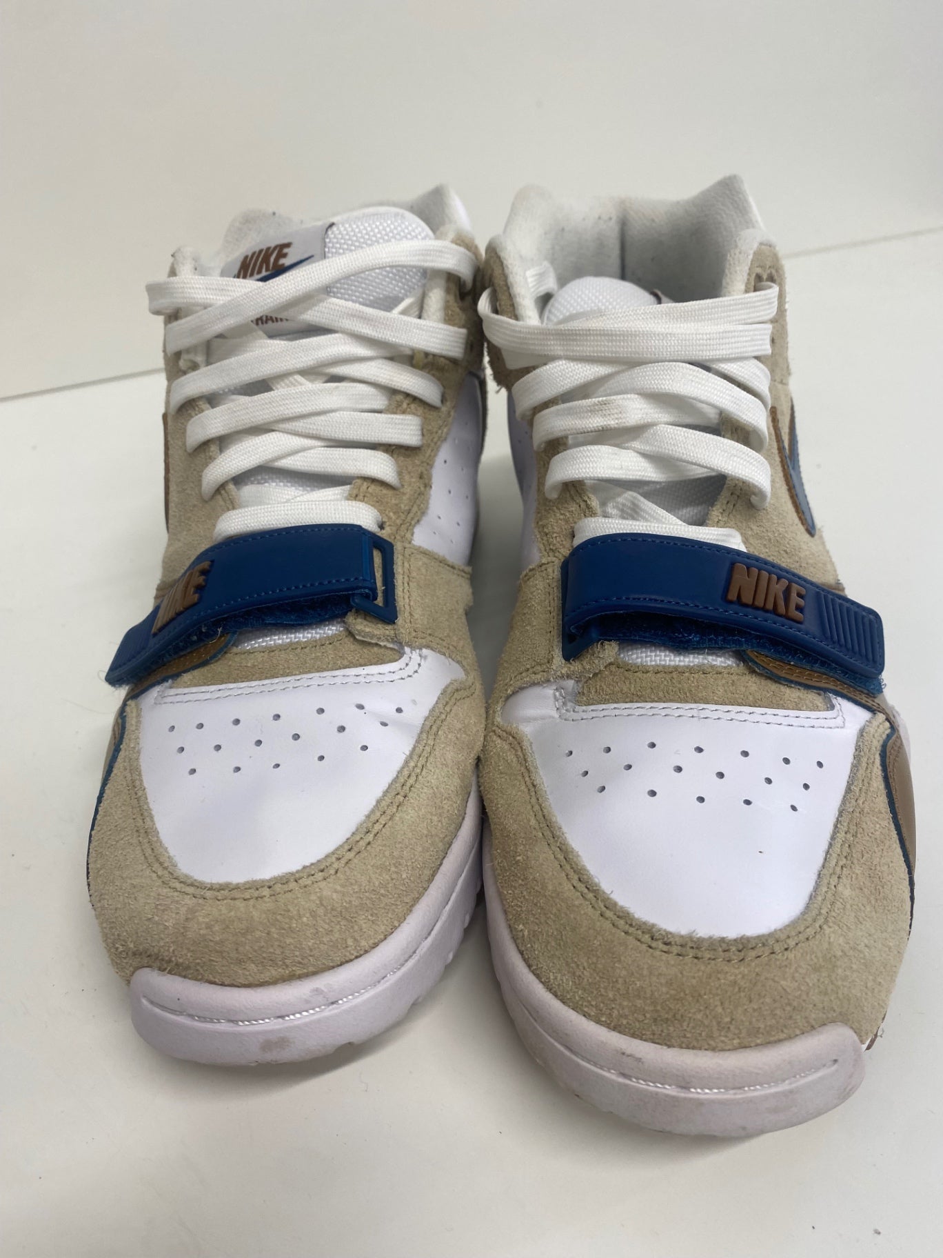 Fabulous Nike Air Trainer 1 Sneakers UK8 Brown Ale SM487