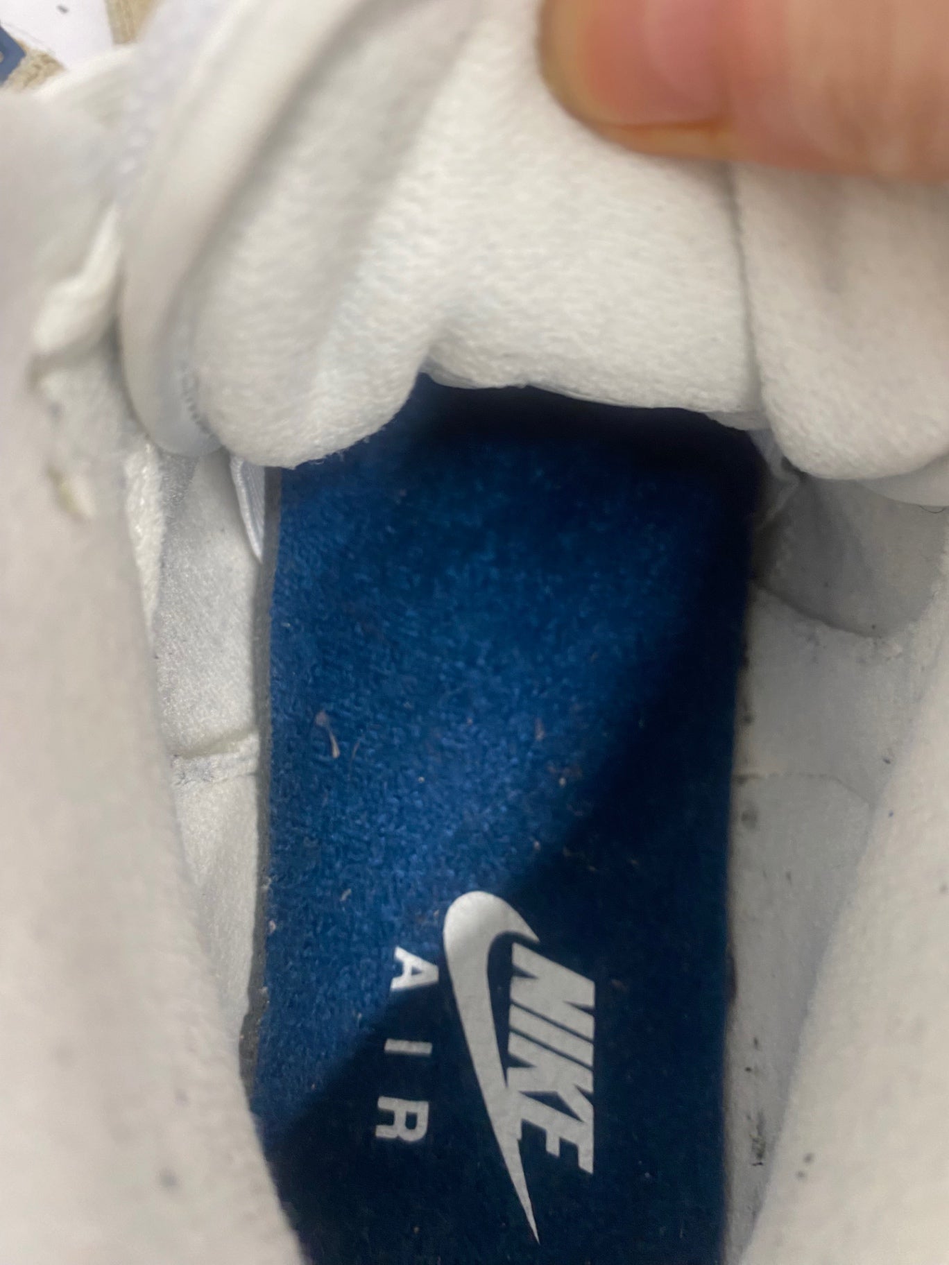 Fabulous Nike Air Trainer 1 Sneakers UK8 Brown Ale SM487