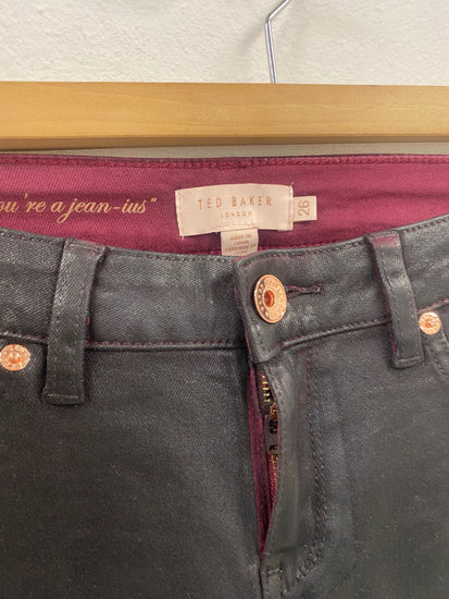 Fabulous Ted Baker Ombray Wet Look Jeans UK8 Black red SM487