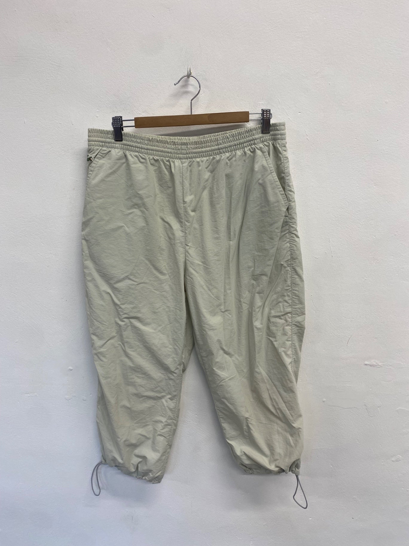 Fabulous Lacoste y2k Cropped trousers UK S Beige track pants 3/4 SW001