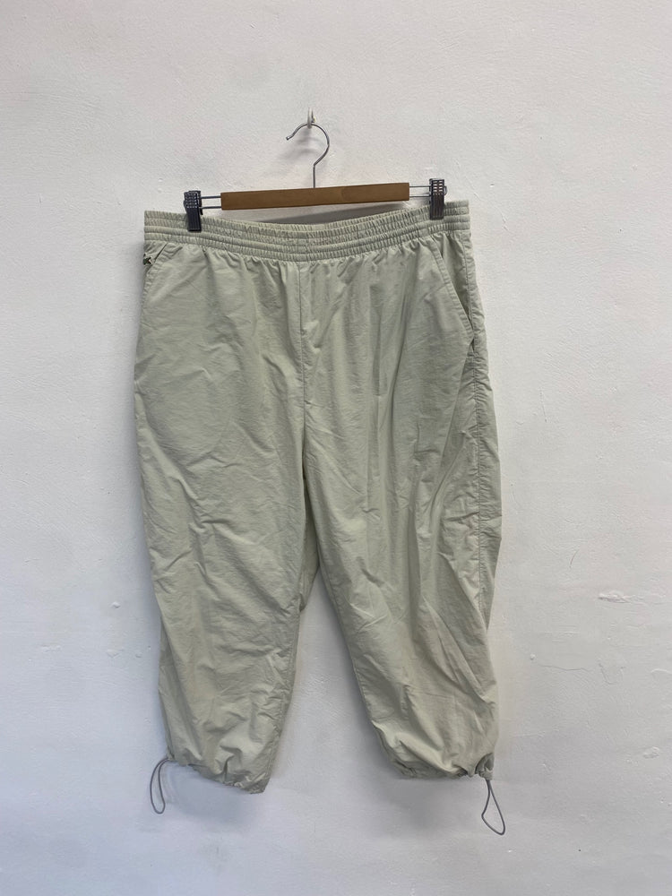 Fabulous Lacoste y2k Cropped trousers UK S Beige track pants 3/4 SW001