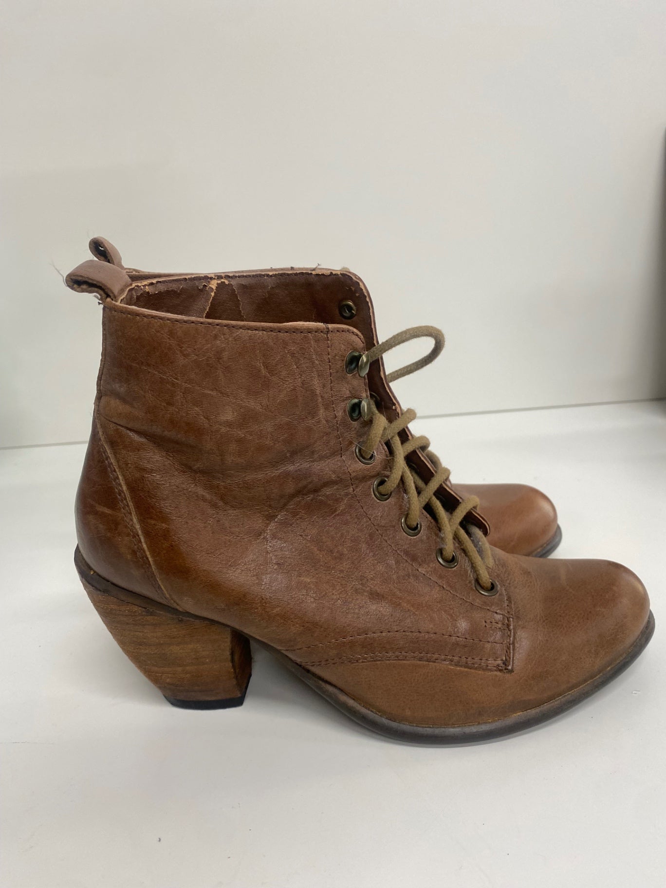 Fabulous Red Herring Y2K laced ankle  Boots UK5 Tan leather AC488