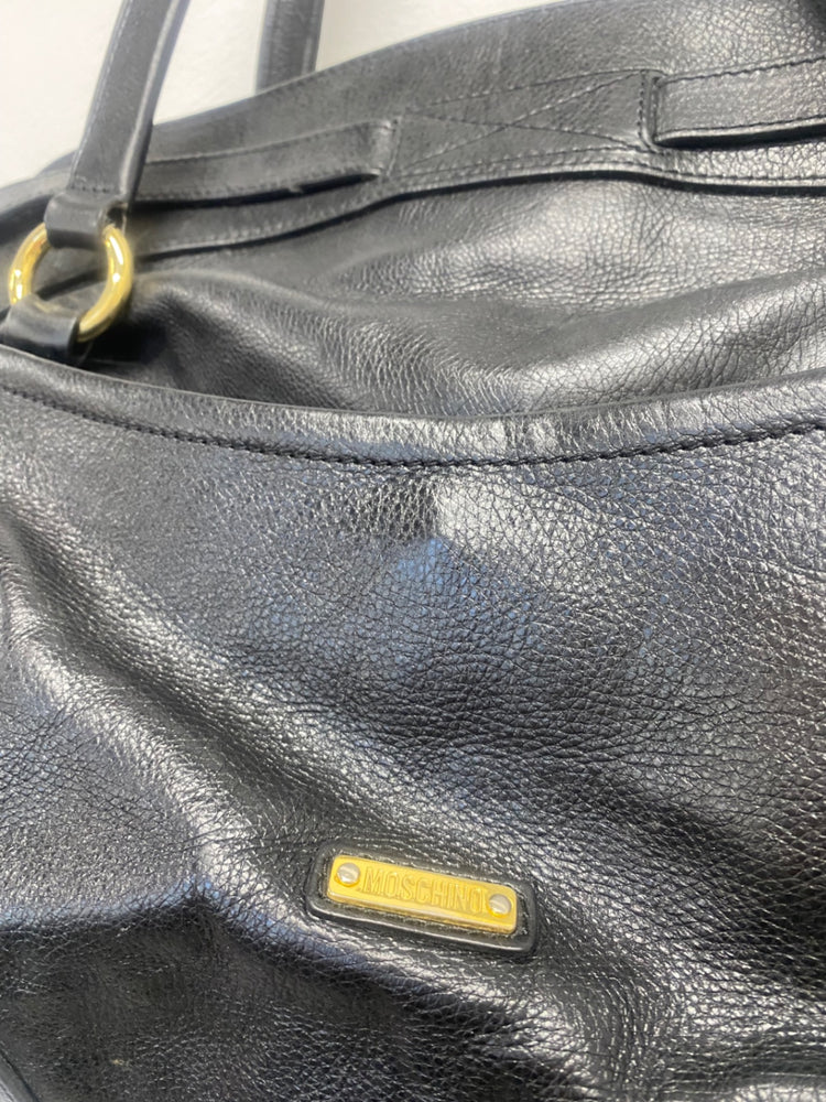 Fabulous Vintage Y2K Moschino Handbag One Size Black Gold hardware SM487