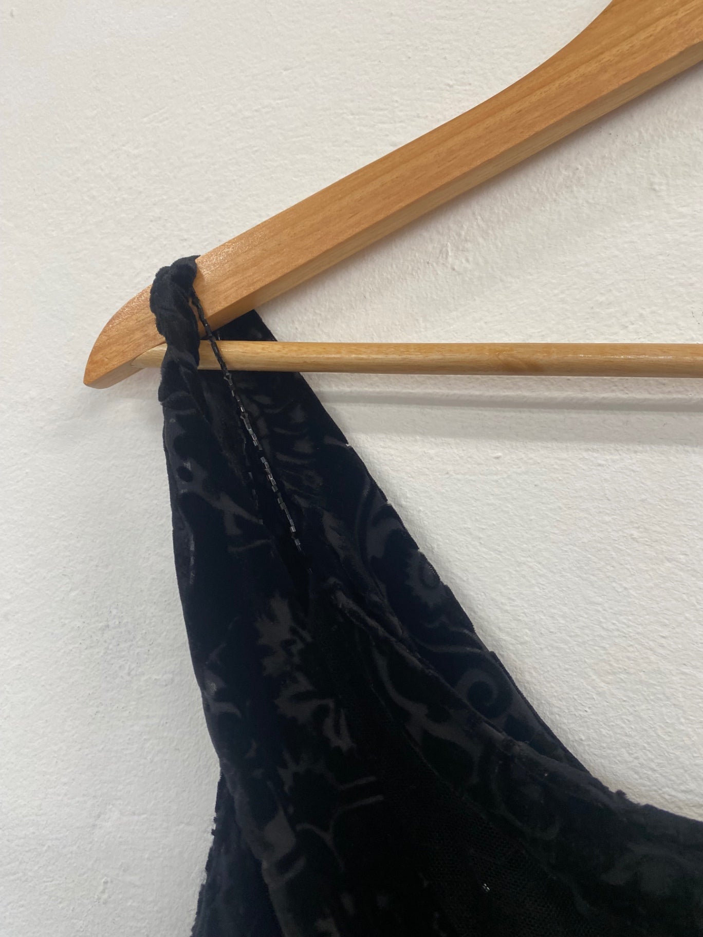 Fabulous Jesire Vintage velvet evening Dress UK10 Black MB489