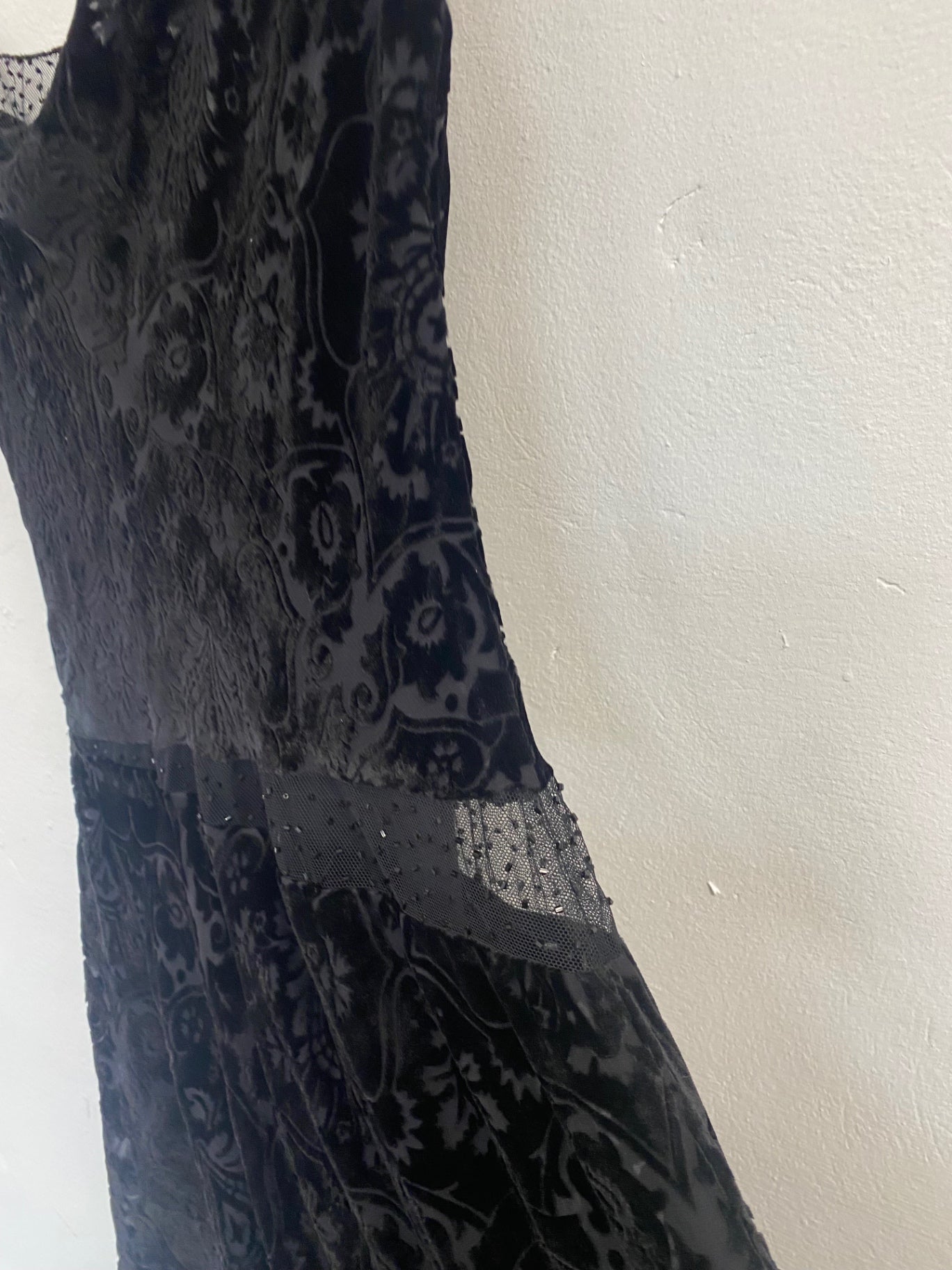 Fabulous Jesire Vintage velvet evening Dress UK10 Black MB489