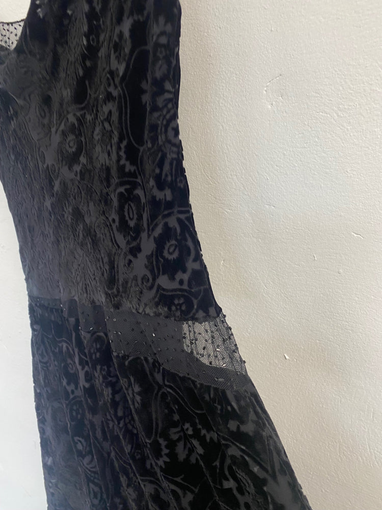 Fabulous Jesire Vintage velvet evening Dress UK10 Black MB489