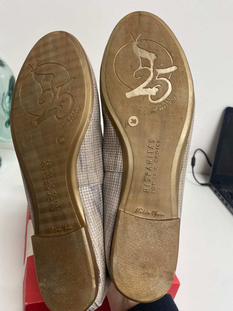 Fabulous Hispanitas shimmer beige leather Loafers UK5 LS490