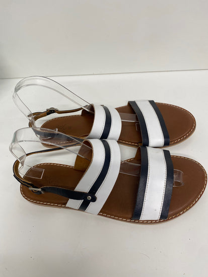 Fabulous Crew clothing company leather traditional Sandals UK6 Black & white VG491