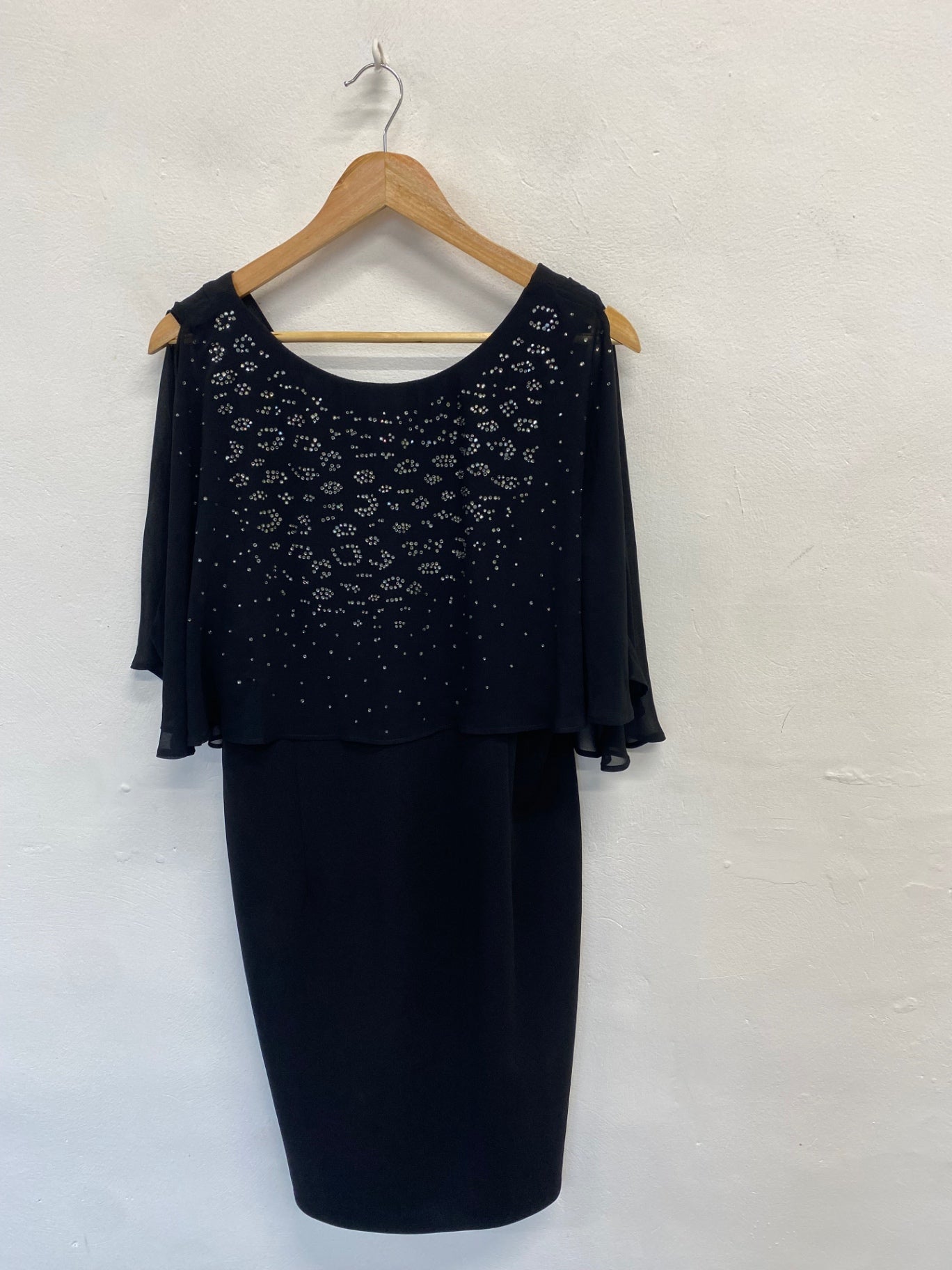 Fabulous Wallis Evening Dress cape UK 14 Black sequin VG491