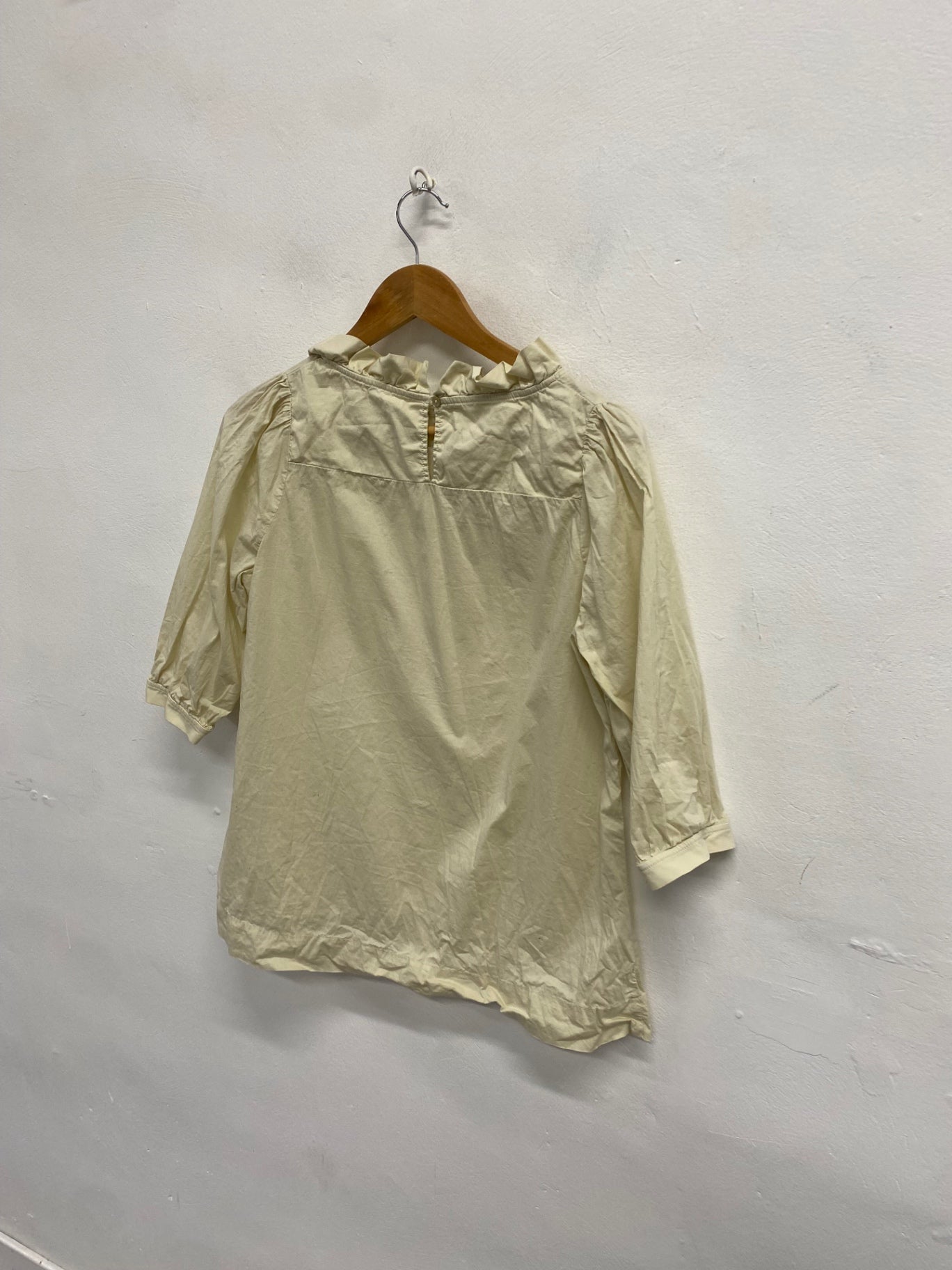 Fabulous Own by basics Blouse UK S Beige frill hem MW492