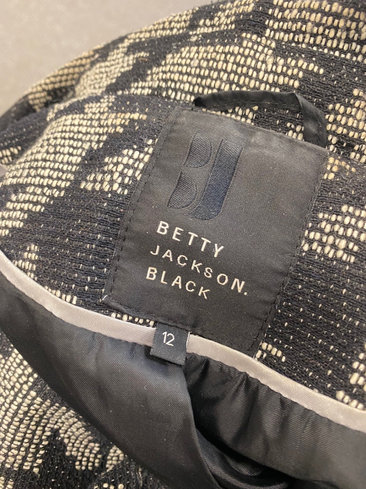 Fabulous Betty Jackson Black Peacoat houndstooth UK 12 Grey black VG491