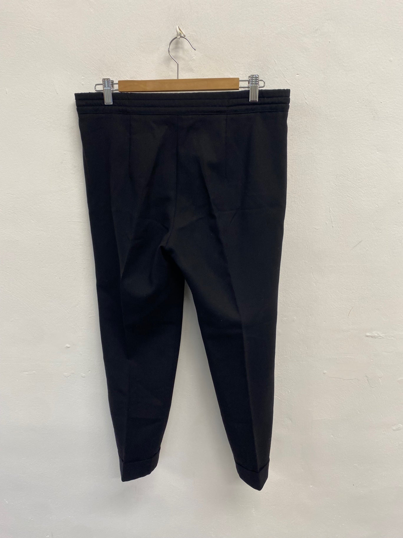 Fabulous Max Mara Formal Cropped trousers UK 12 Black SH493