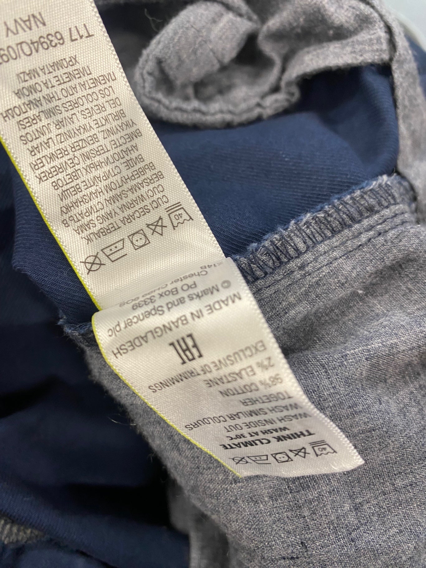 Fabulous Marks & Spencer chino Trousers W40" Navy SH493