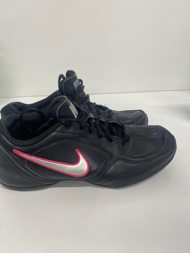 Fabulous Nike Mustique leather dance Sneakers UK5 Black SH493