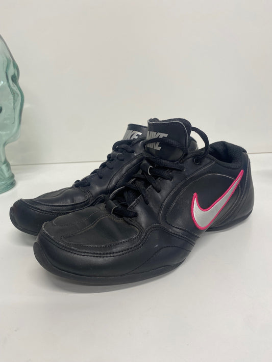 Fabulous Nike Mustique leather dance Sneakers UK5 Black SH493