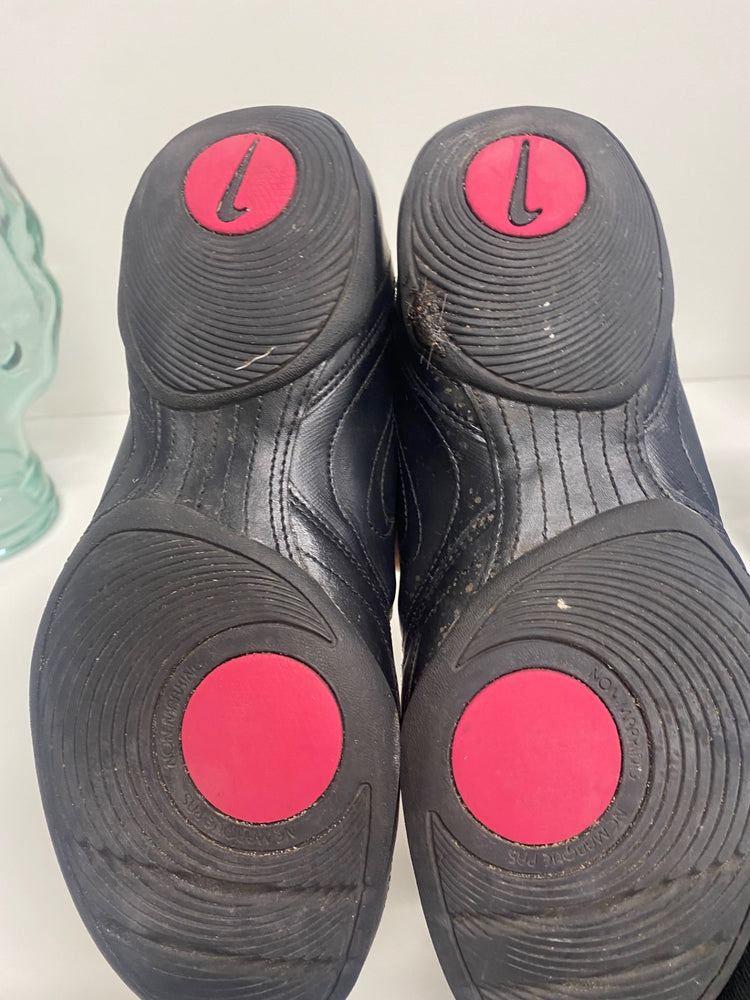 Fabulous Nike Mustique leather dance Sneakers UK5 Black SH493