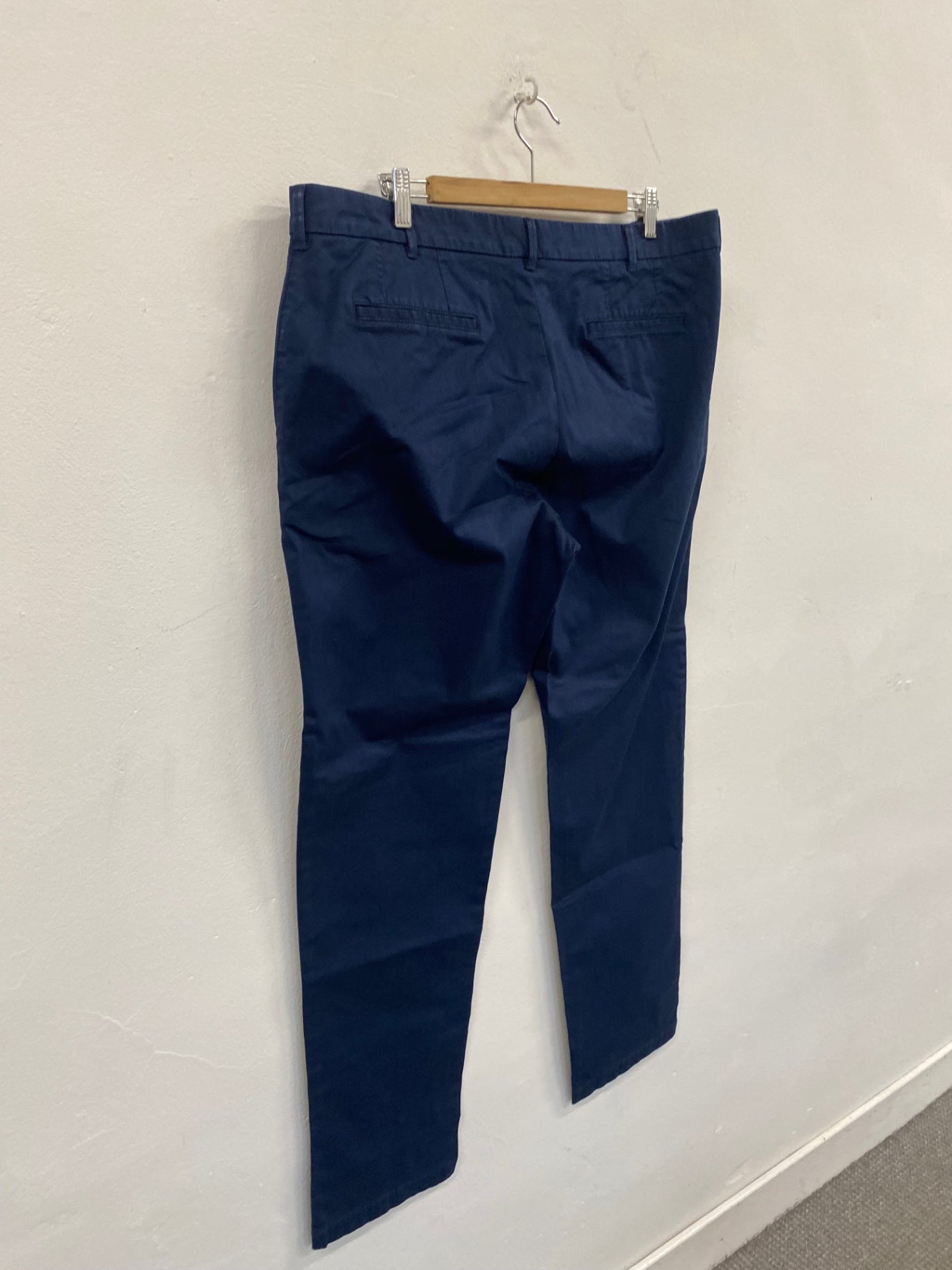Fabulous Marks & Spencer chino Trousers W40" Navy SH493
