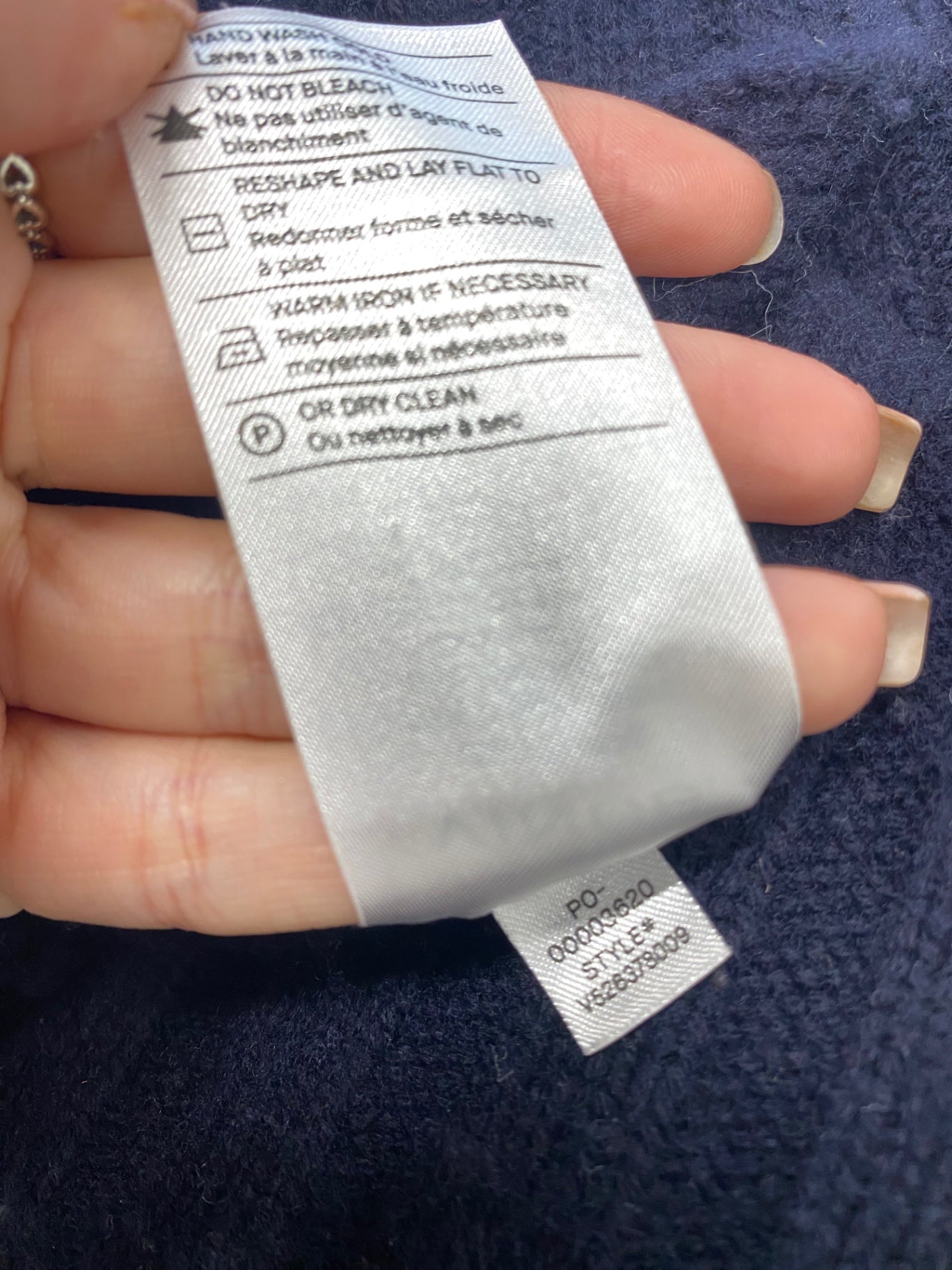 Fabulous Vince Knitted vest UK M Navy wool cashmere SH493