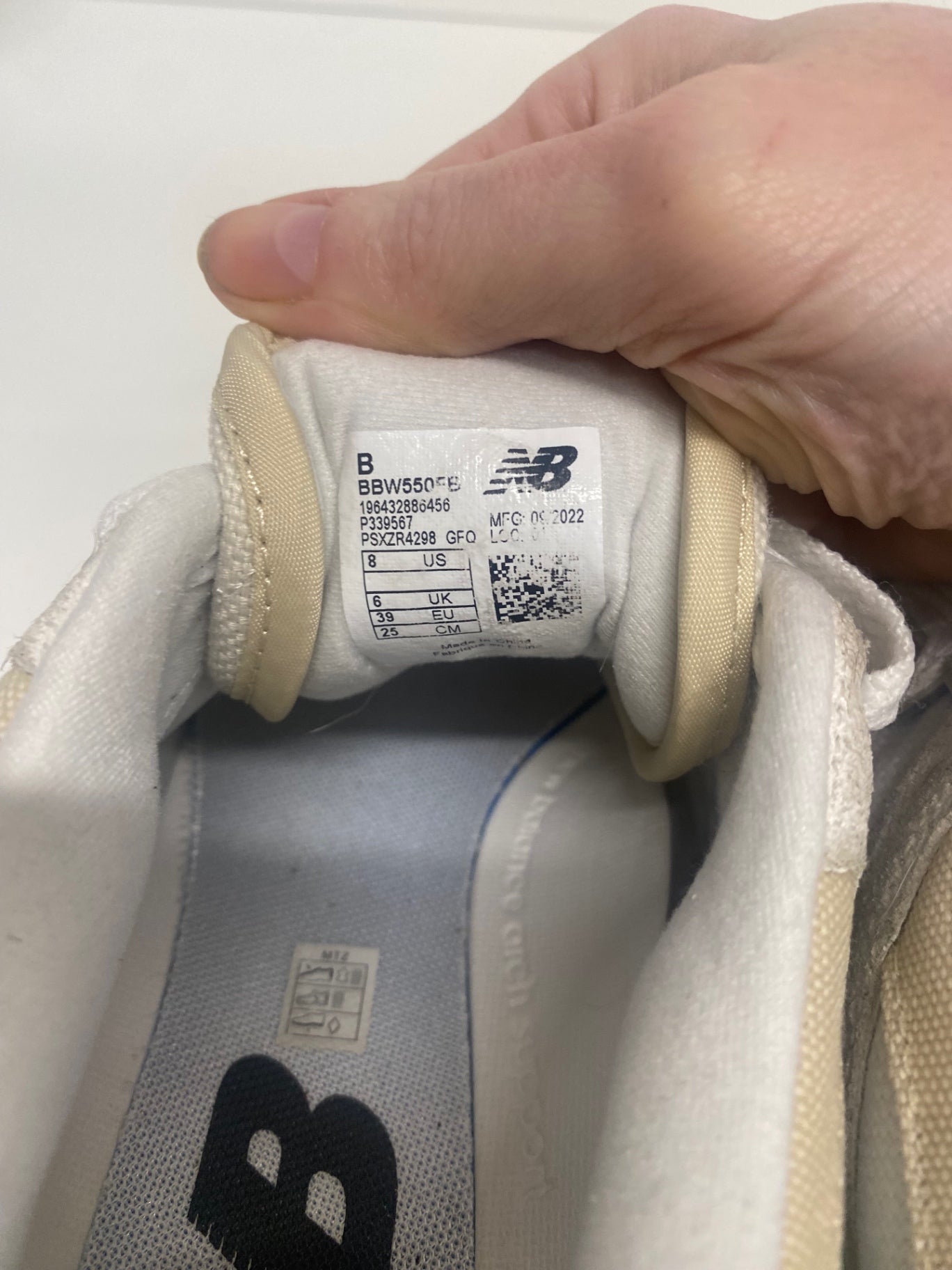 Fabulous New Balance 550 Turtledove Green Aura Sneakers UK6 White SH493