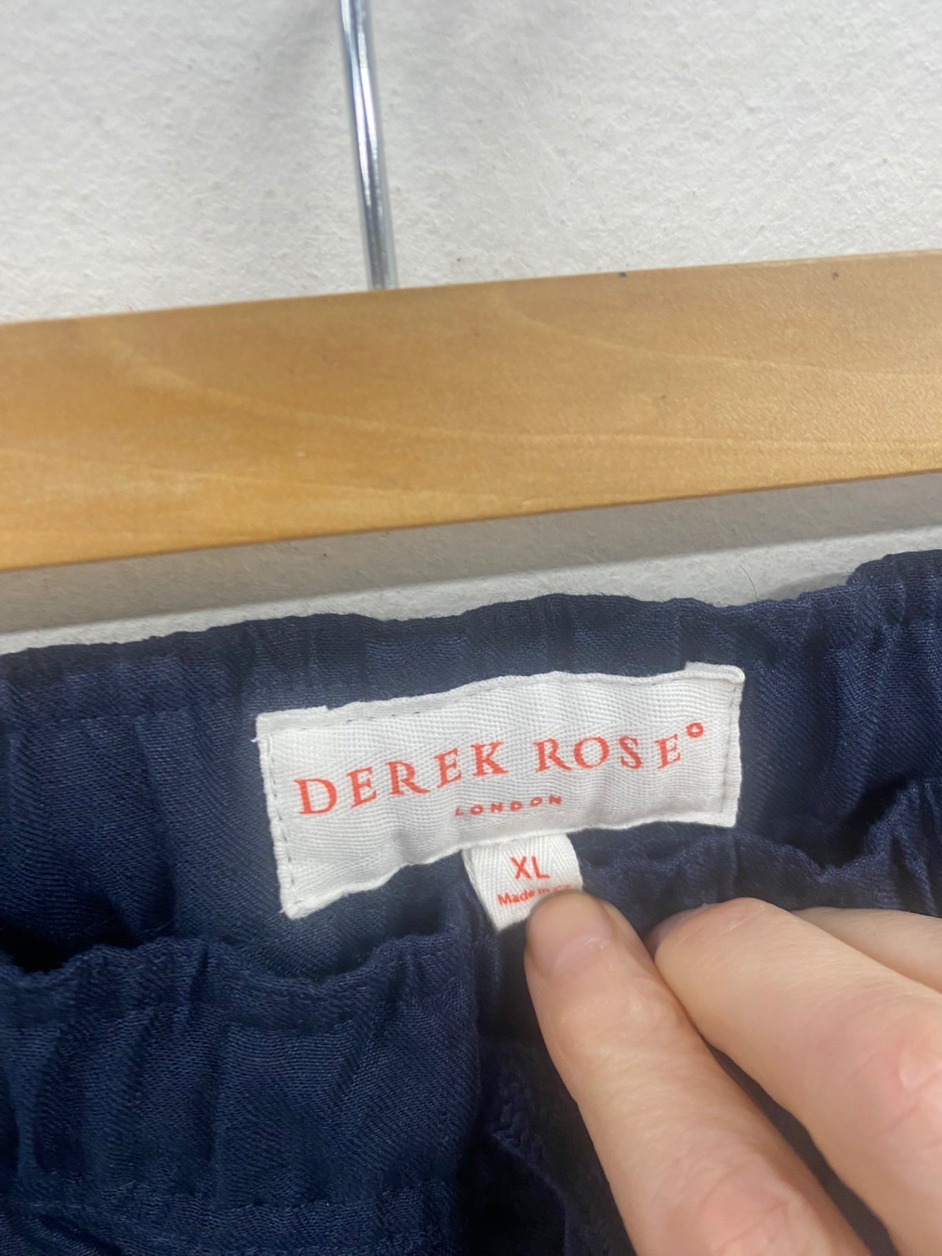 Fabulous Derek Rose linen Shorts UK XL Navy SH493