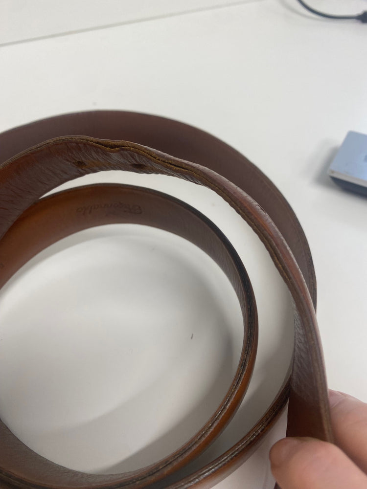 Fabulous Faconnable leather tan gentleman’s Belt 44” Brown SH493