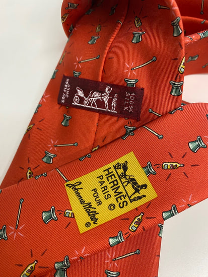Fabulous Hermes limited edition Johnnie Walker Tie sunset orange pure silk SH493