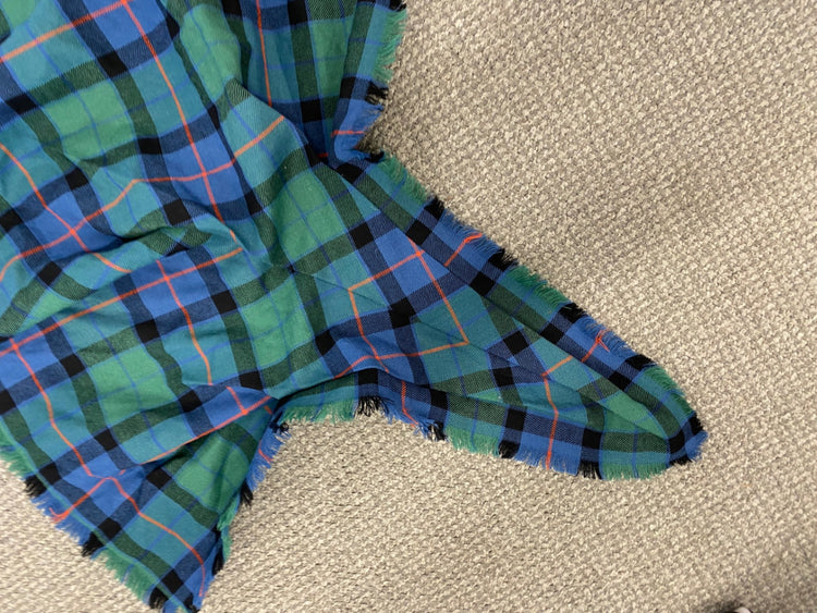 Fabulous MacThomas tartan Fly Plaid 35.5 by 27.5 Blue green #5 MD001