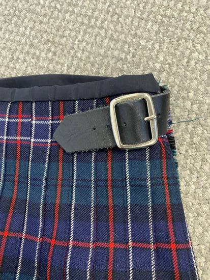 Fabulous Scottish National tennagers Kilt W25-27 L19” Green MD001