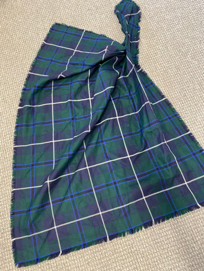 Fabulous Hunting stewart tartan Fly Plaid 37” by 28” Navy green #4 MD001