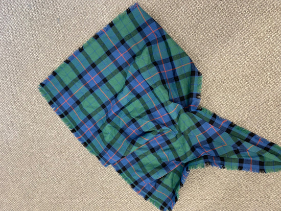 Fabulous MacThomas tartan Fly Plaid 35.5 by 27.5 Blue green #5 MD001