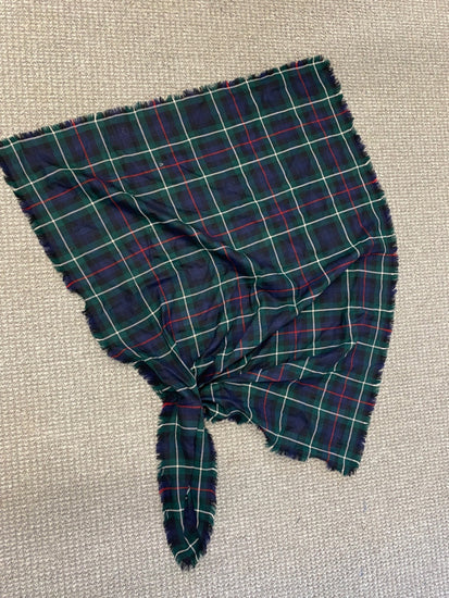 Fabulous Mackenzie tartan Fly Plaid 37 by 29 Navy green #6 SH493