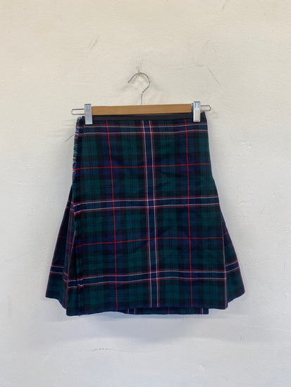 Fabulous Scottish National tennagers Kilt W25-27 L19” Green MD001