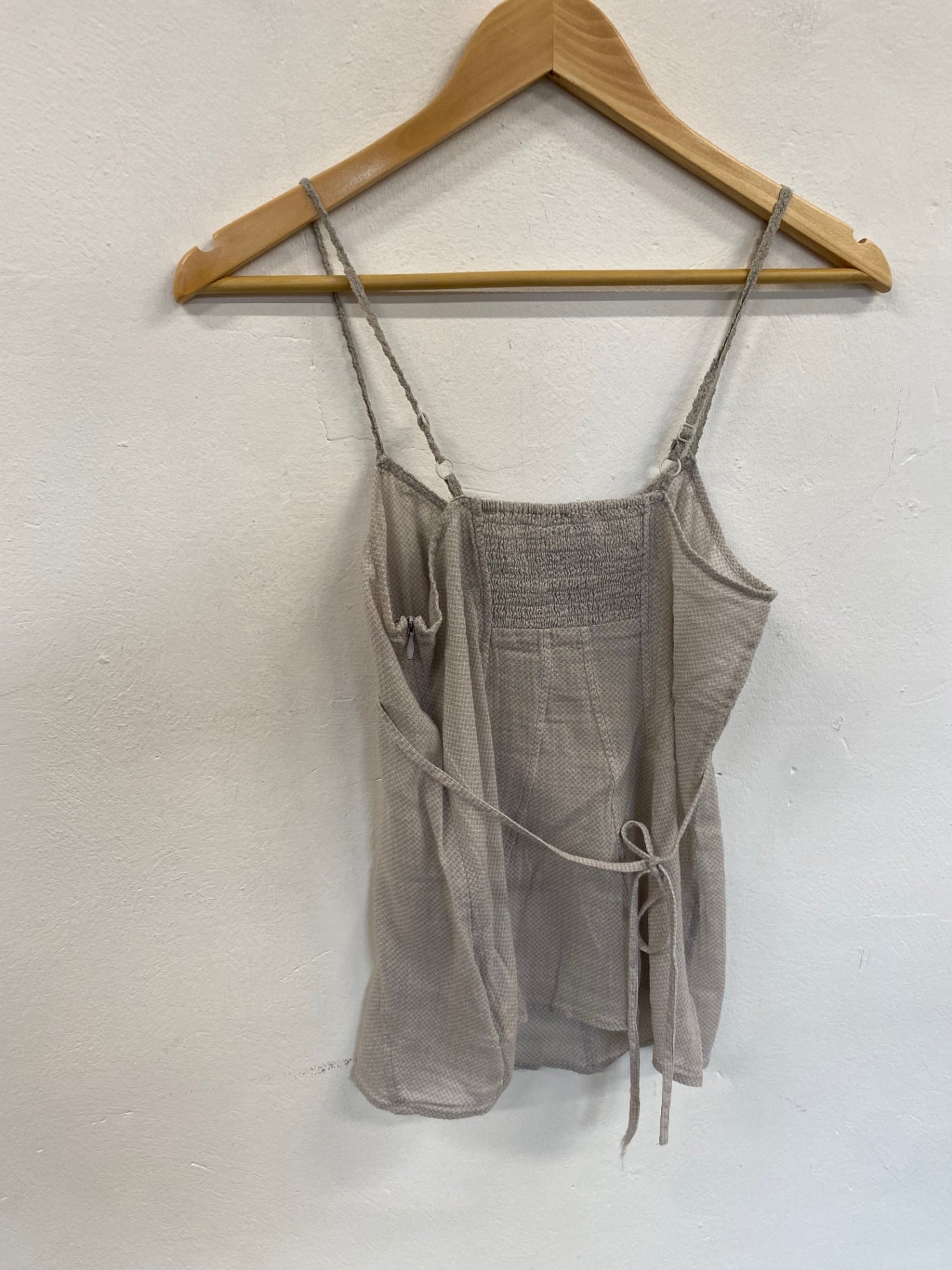 Fabulous Free people size 0 vintage Y2K butterfly Top UK6 Grey AE001