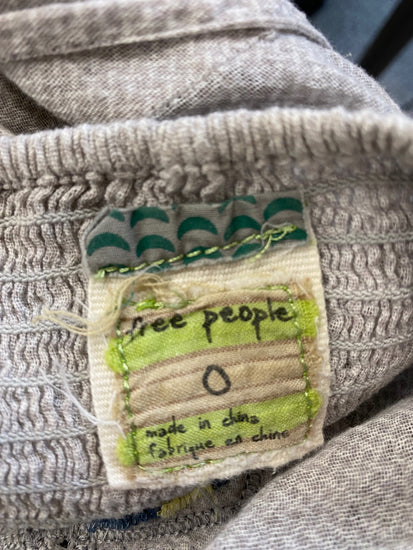 Fabulous Free people size 0 vintage Y2K butterfly Top UK6 Grey AE001