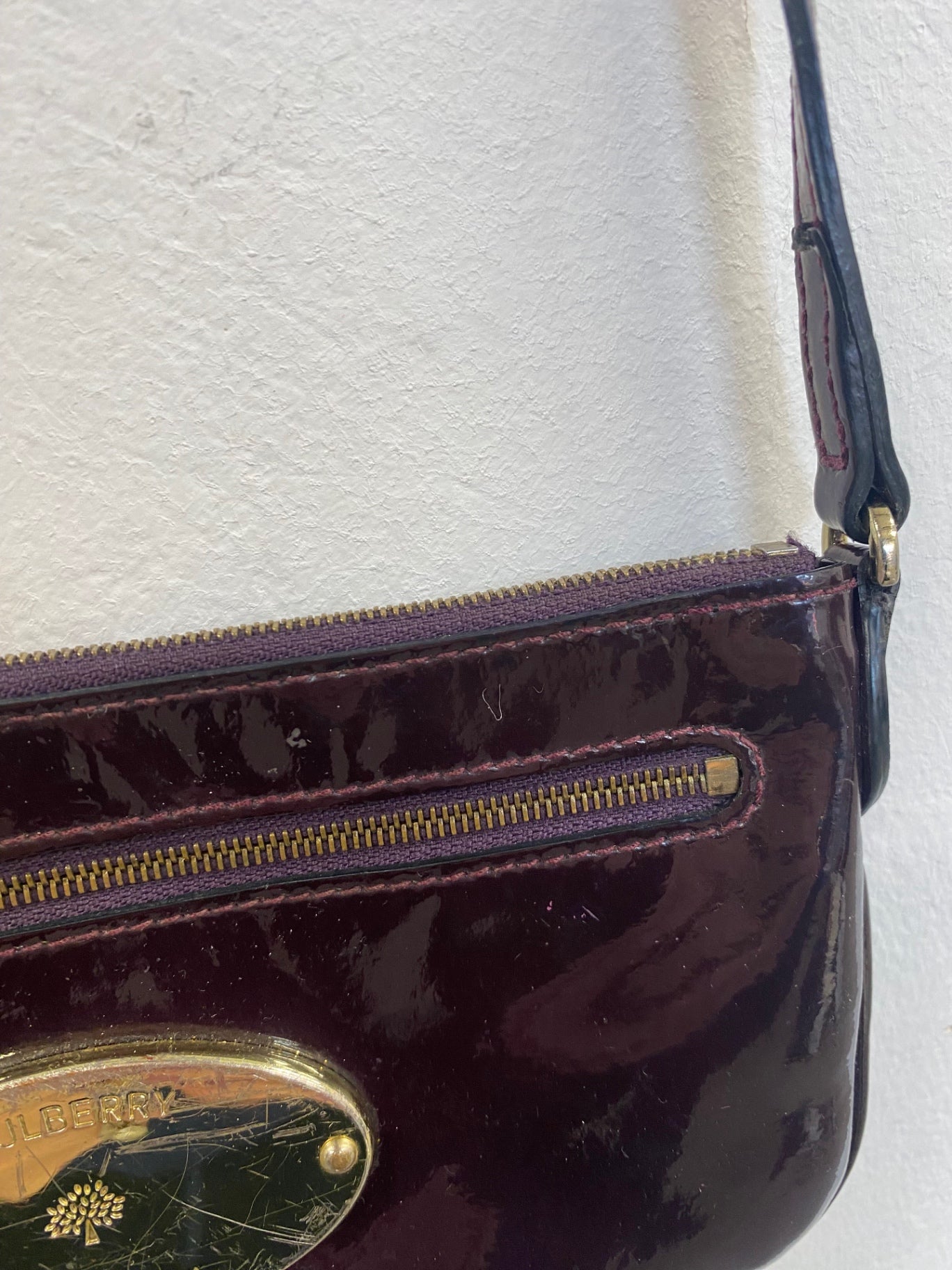 Fabulous Mulberry multi zip pouch Glossy Crossbody Bag Burgundy AE001 