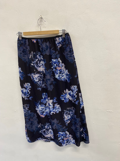 Fabulous French Connection Midi Skirt UK 8 Blue floral split hem NF494